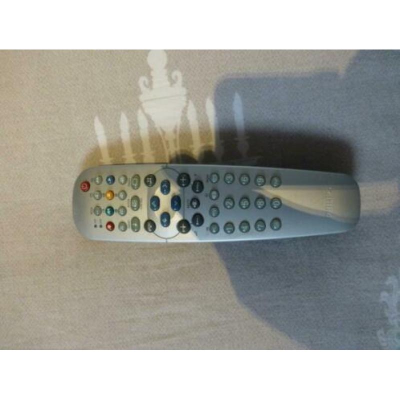 Philips matchline 17PF9945 / 12i
