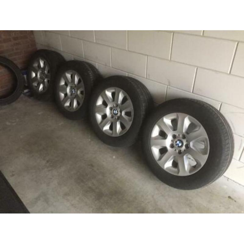 BMW E60 16 inch velgen met banden te koop