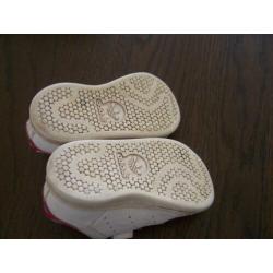 mooie sneakers / schoentjes van Adidas maat 21