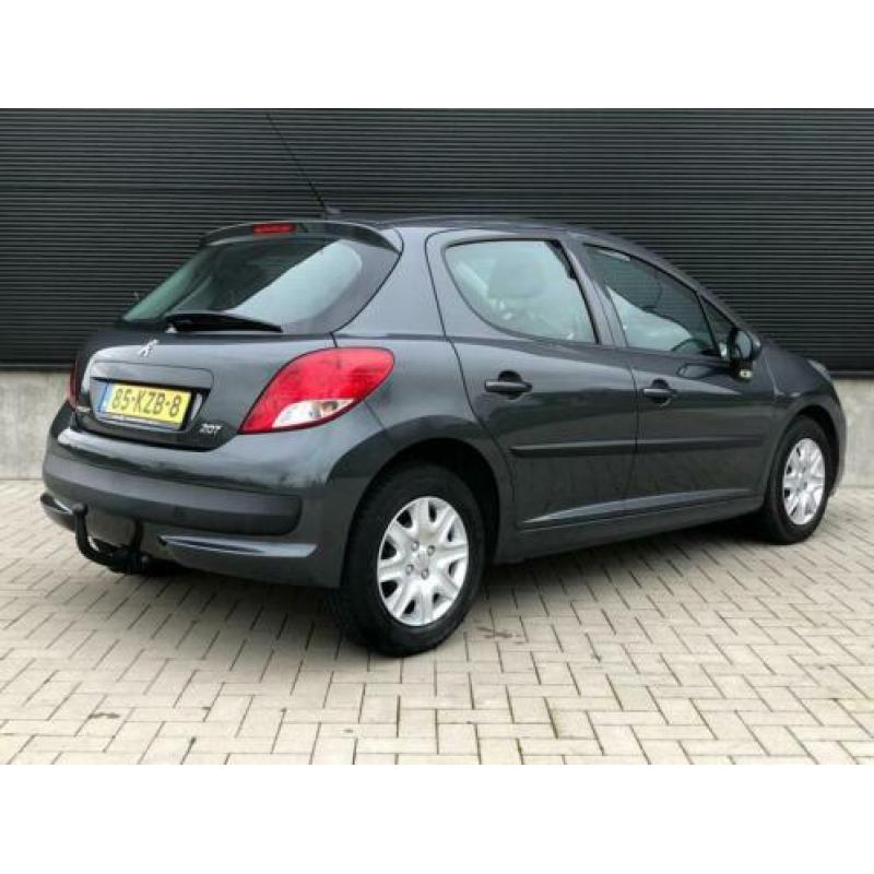 Peugeot 207 1.4 VTI 5DRS Airco Cruise NL-auto 67dkm
