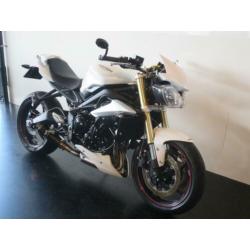 Triumph STREET TRIPLE 675 STREETTRIPLE ABS (bj 2016)