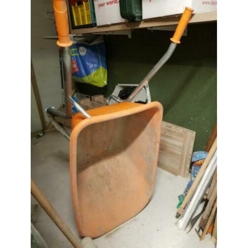 Fort kruiwagen oranje