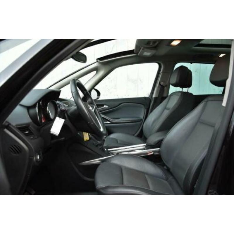 Opel Zafira Tourer 1.4 Cosmo 7persoons Navi, Leer, Xenon NL-