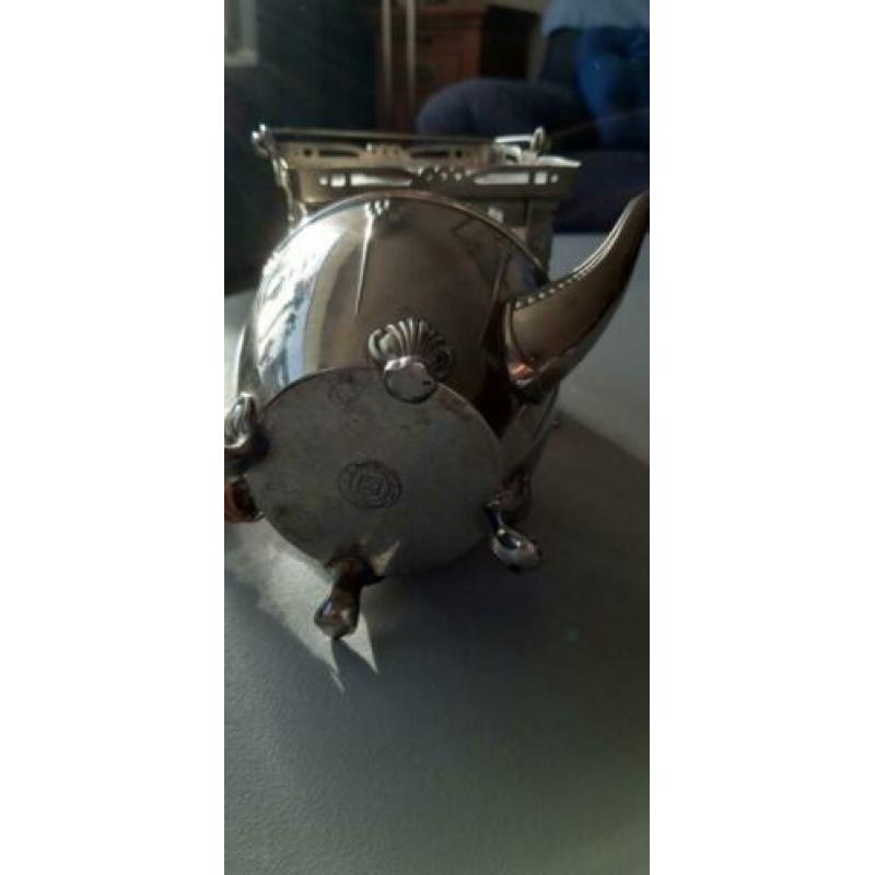 Mooie theepot en stel