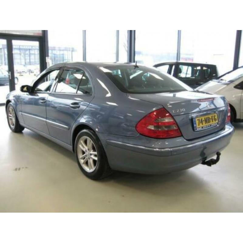 Mercedes-Benz E-klasse 270 CDI Avantgarde SEDAN-AUTOMAAT