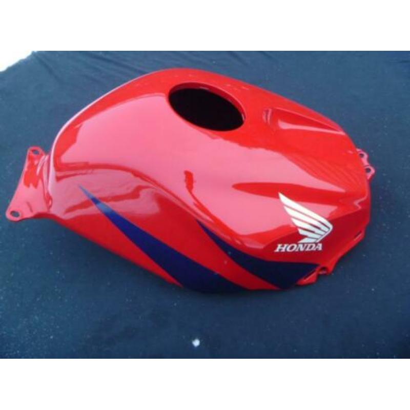 Honda CBR 600 RR tank cover s