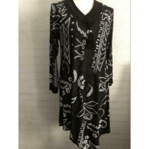 Maat l - zwarte tuniek met witte print