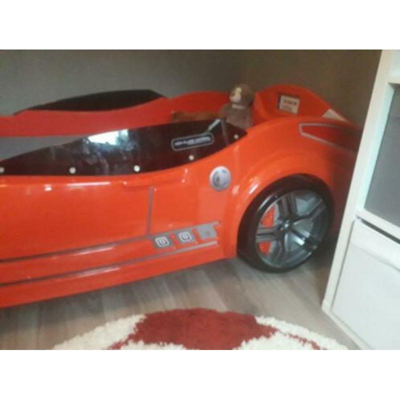 Sportauto bed met licht en geluid