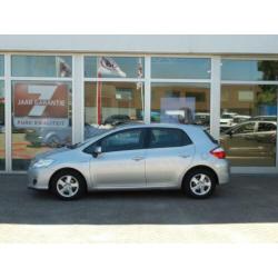 Toyota Auris 1.8 Full Hybrid Aspiration *NAVI/CLIMA/CRUISE*