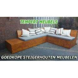 Strakke Loungebank / Robuuste uitstraling / Steigerhout.