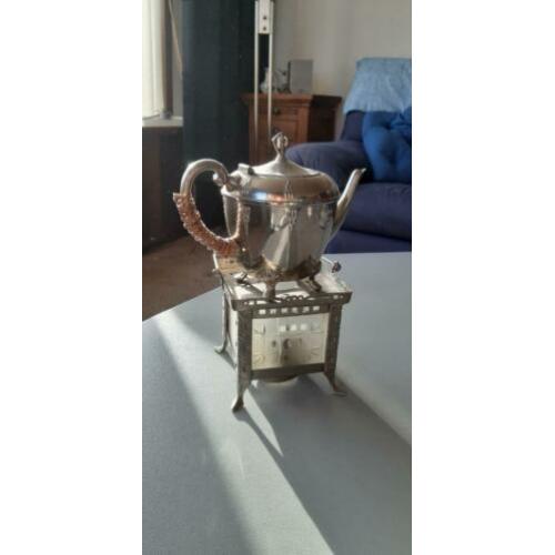 Mooie theepot en stel