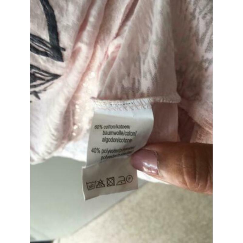 Dames T-shirt maat 50