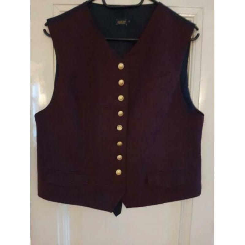 Donkerrood gilet Pauw 4