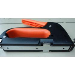 Skandia Tacker/Nietmachine
