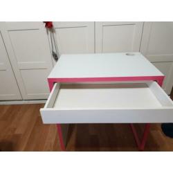 Bureau met stoel