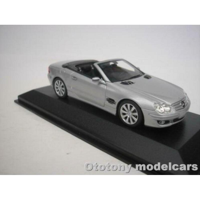 Mercedes SL- Class 2007 Silver Metallic 1/43 Minchamps