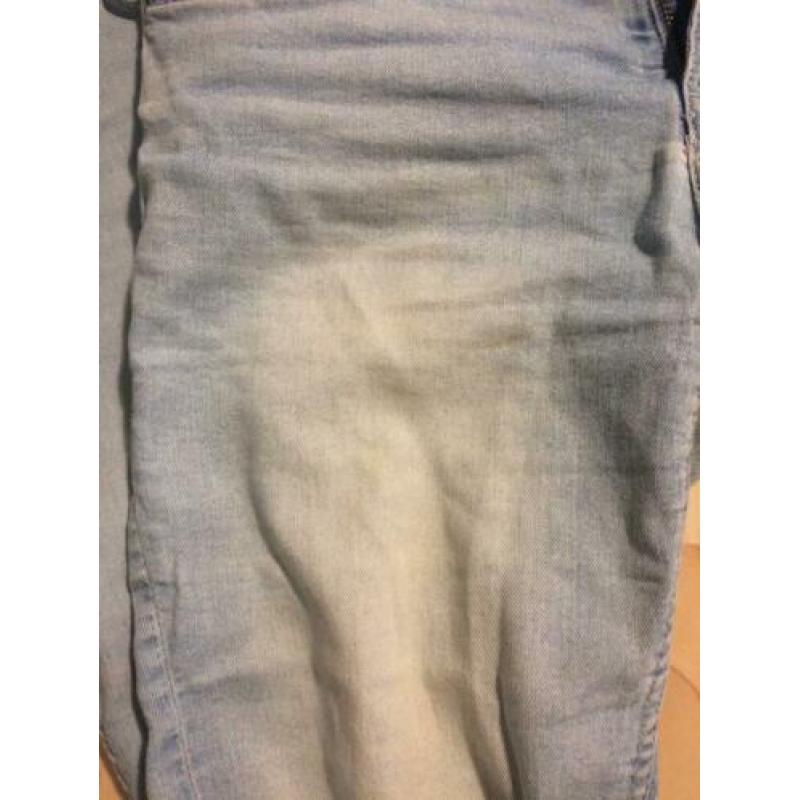 2 H&M skinny’s