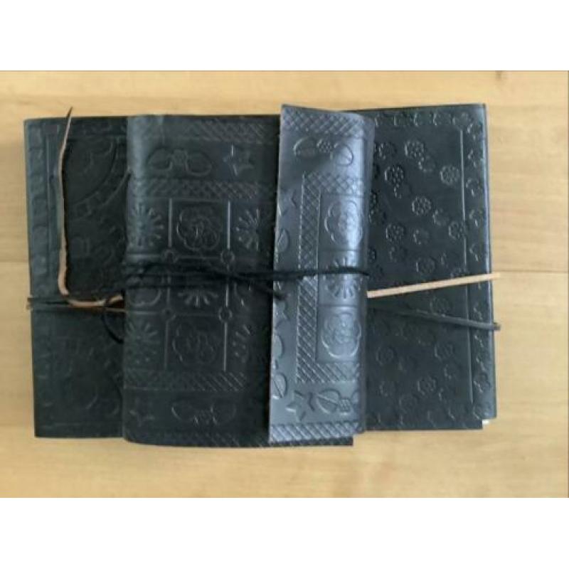 Lederen album met handgeschept papier