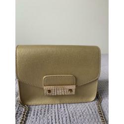 Furla tas