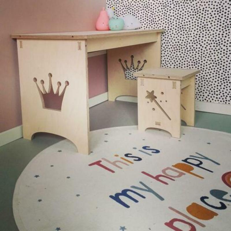 Houten kindertafeltje speelsetje bureau met bankje of krukje