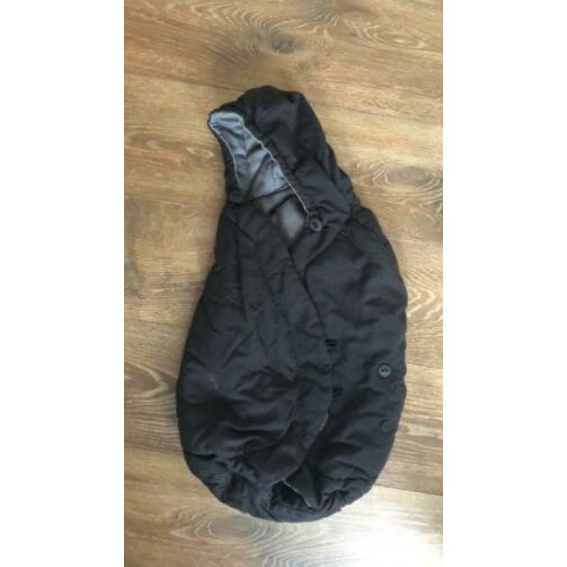 Maxi Cosi Pebble met vele extra’s