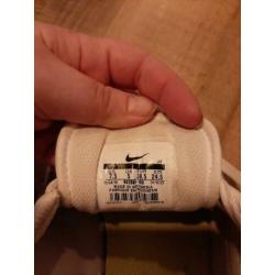 nike schoenen