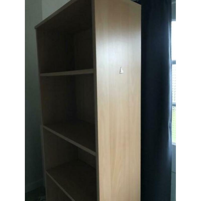 Grenen boekenkast