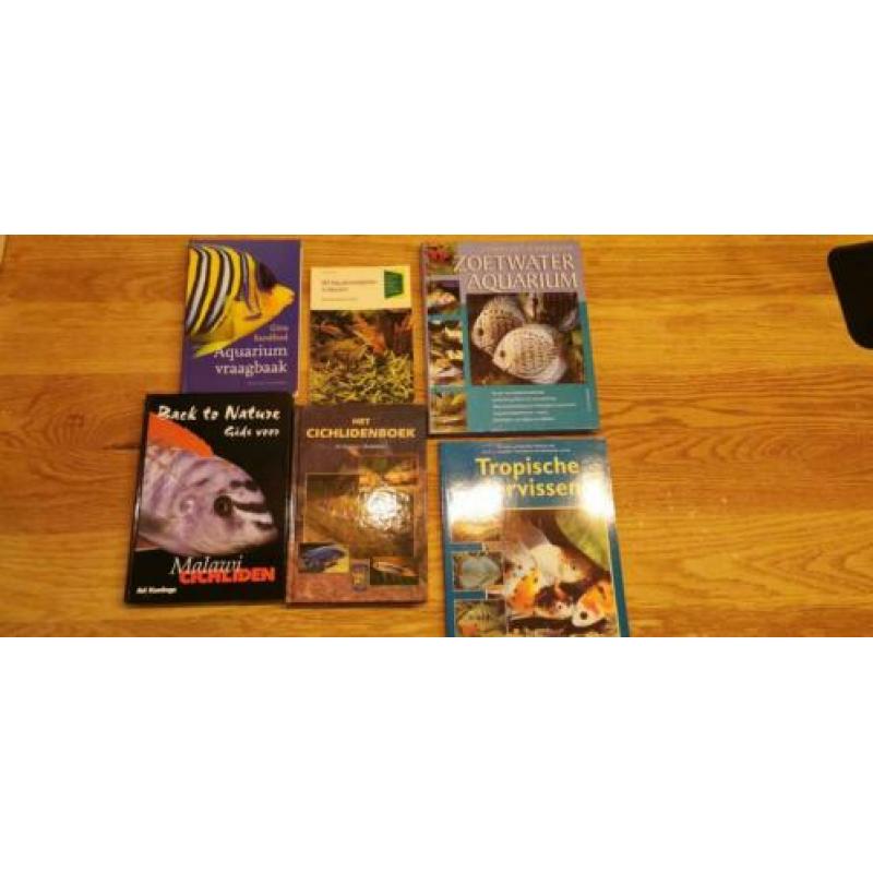 6x boeken over aquarium / vissen