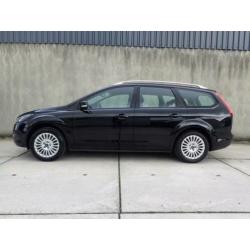 Ford Focus Wagon 1.8 Titanium Flexi Fuel trekhaak, LMV, NAV,