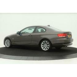 BMW 3 Serie Coupe 320i Executive | Xenon | Prof. navigatie |