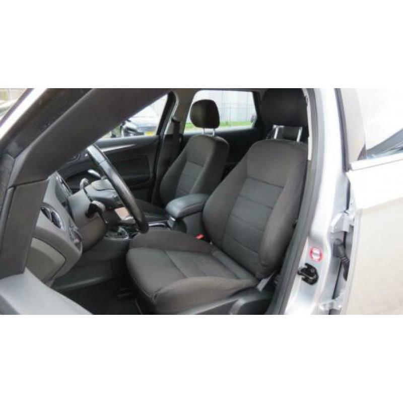 Ford Mondeo Wagon 2.0-16V Titanium Trekhaak, Navigatie, Crui