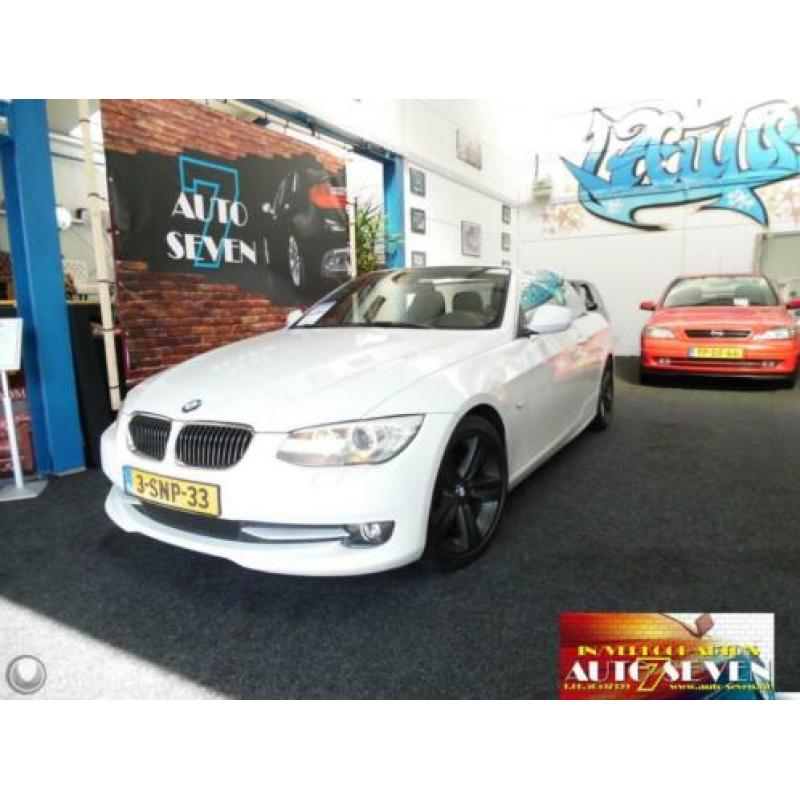 BMW 320d Cabriolet High Executive automaat wit