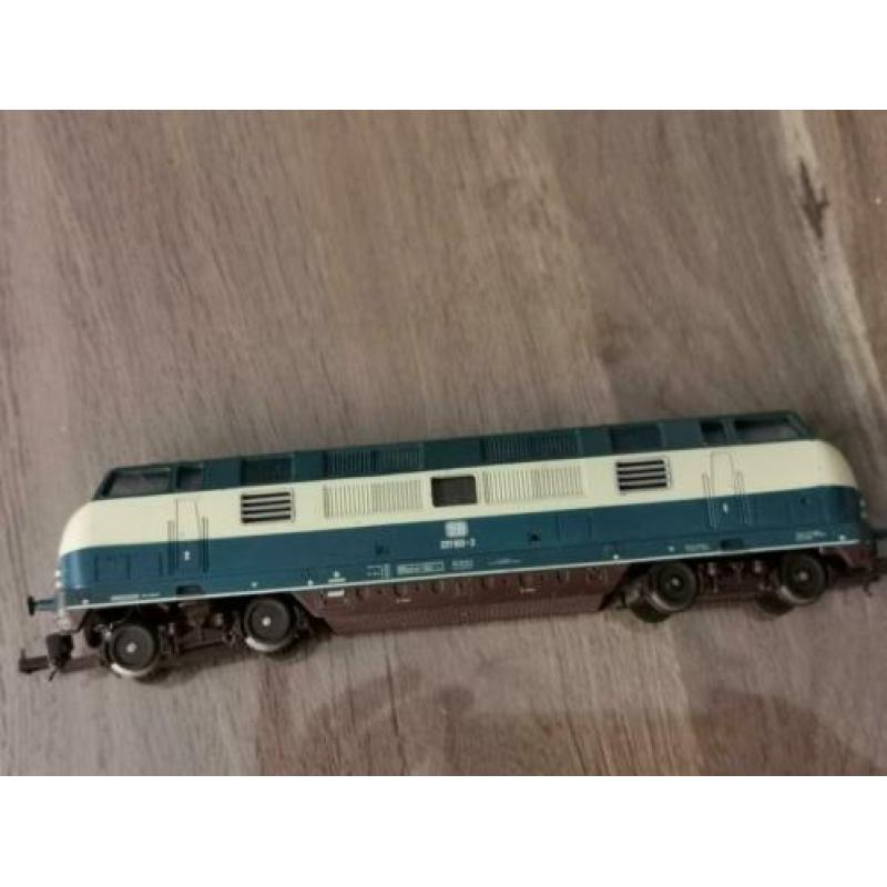 lima treinen en wagons set (zolderopruiming)