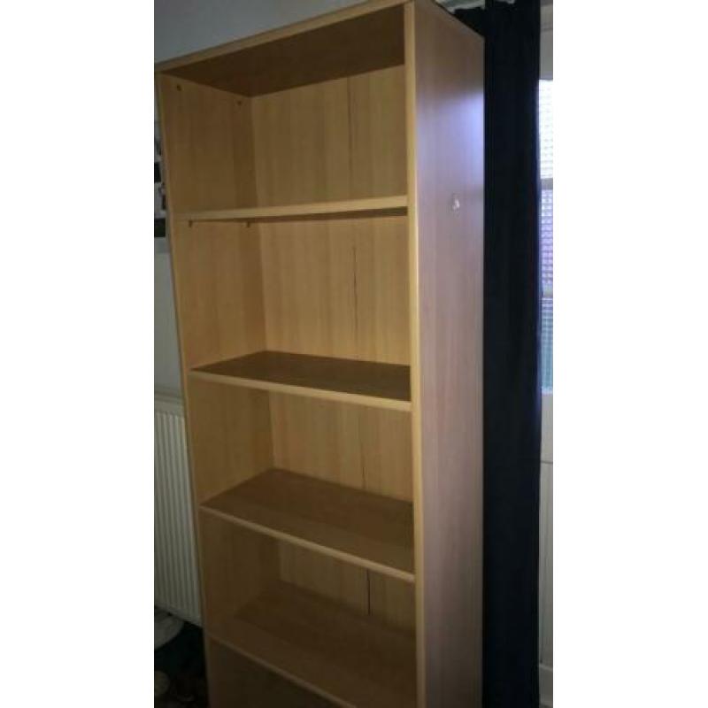 Grenen boekenkast