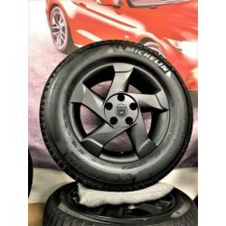 16 inch 5x114,3 Origineel Dacia Duster Velgen + Zomerbanden