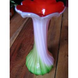 Vaasje glas bloemvorm