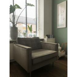 Mooie love seat fauteuil kleur taupe