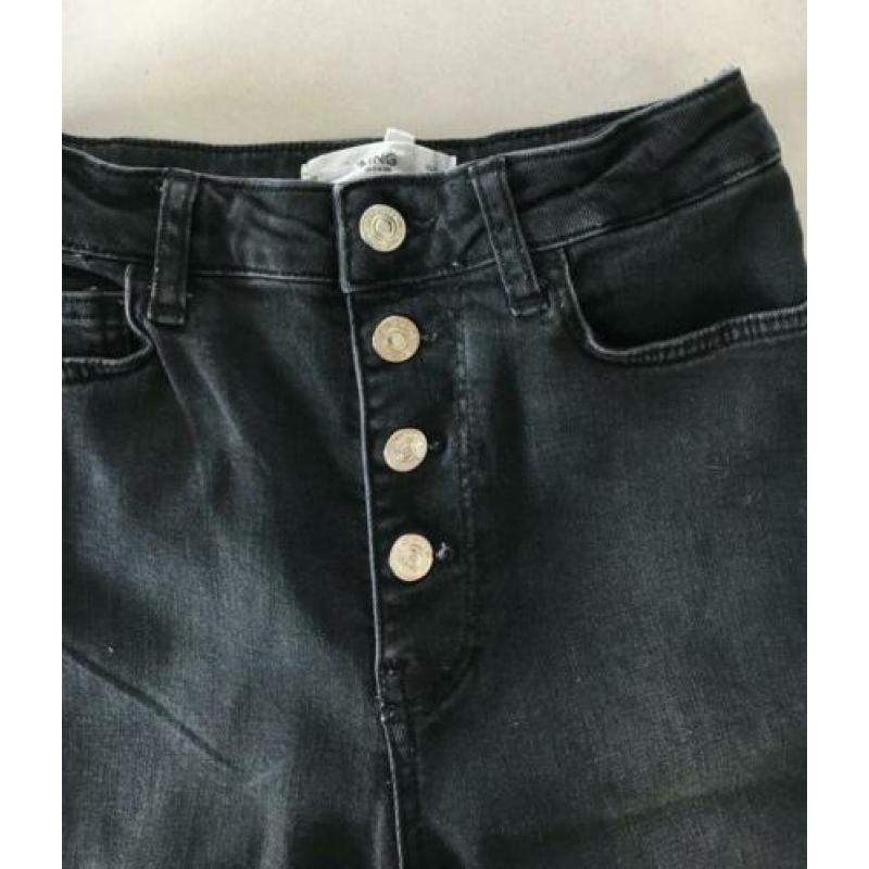 Mango flare jeans. ALS NIEUW!