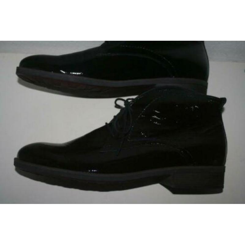 Nieuwe Durea zwart lak leren schoenen mt 43,5 wijdte H