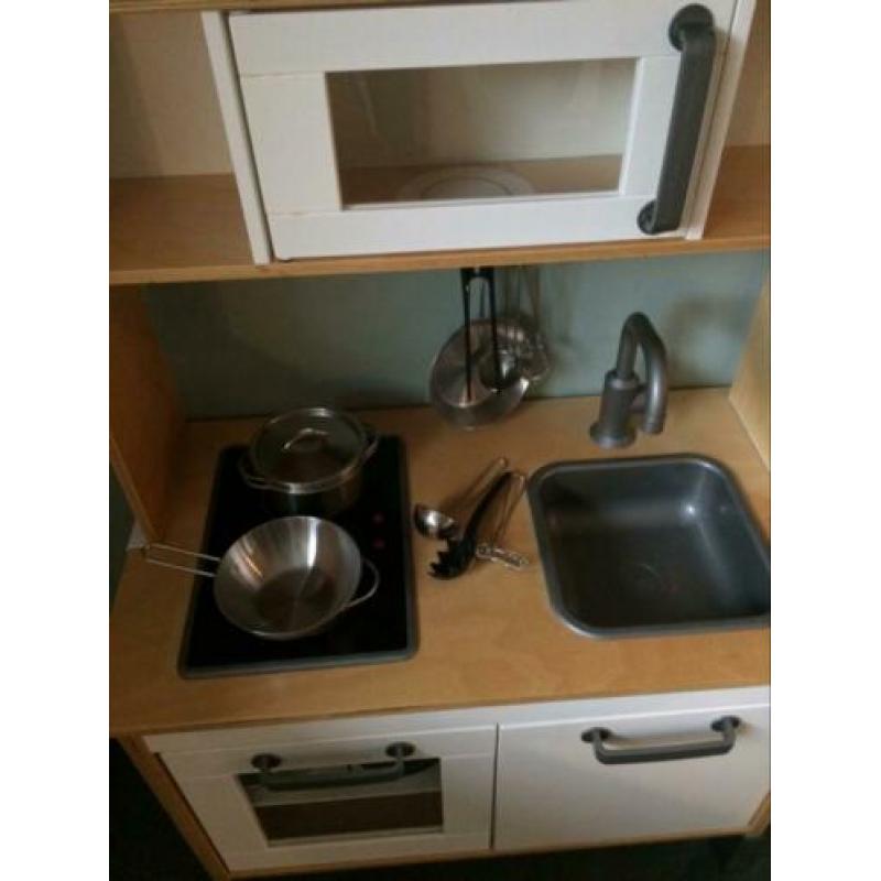 Ikea keukentje voor uren speelplezier