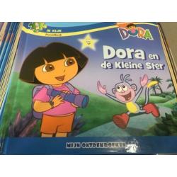 Dora boekenreeks in perfecte staat 28 delig