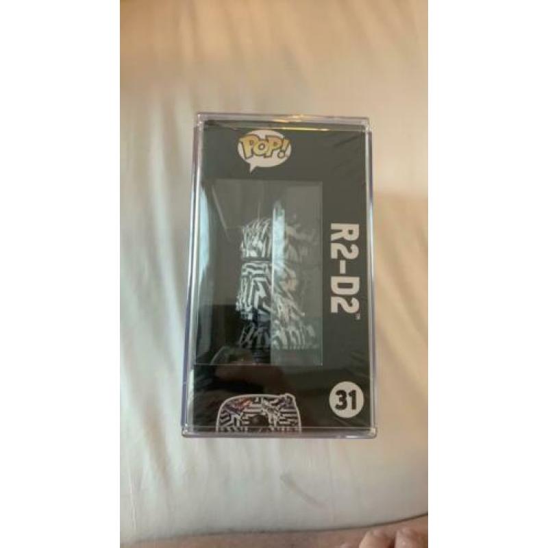 Funko Pop! Star Wars R2-D2 #31 Graffiti Futura Hard Stack