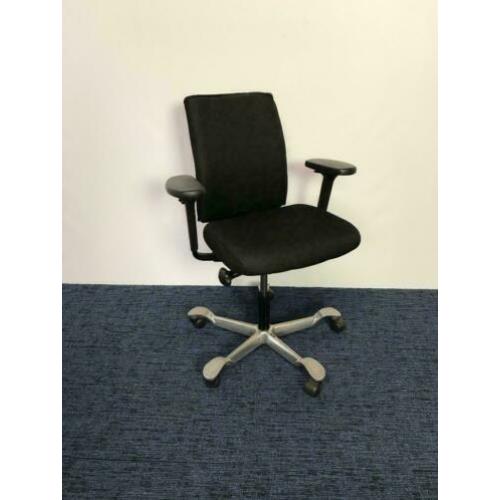 19 x Hag H05 5400 bureaustoel nieuw zwart gestoffeerd
