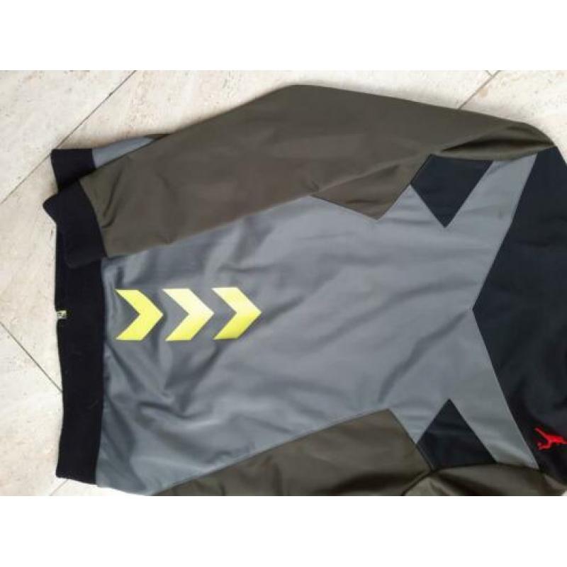 Vest Monta jr maat 164