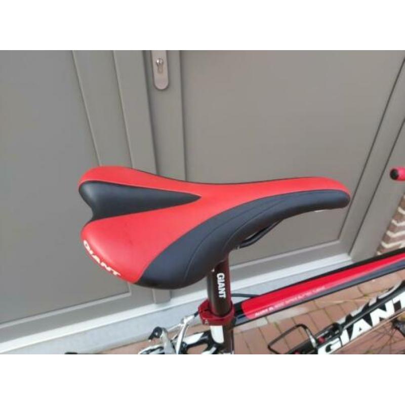 Racefiets giant defy maat m sora