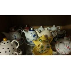 Leuke theepot met kopje in 1!!! €3, Per stuk