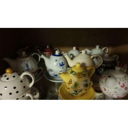 Leuke theepot met kopje in 1!!! €3, Per stuk