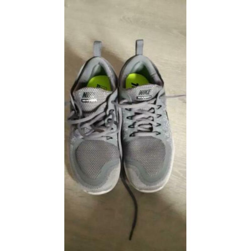 Nieuw! Nike free rn distance 2