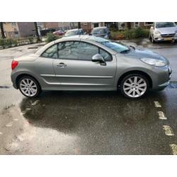 Peugeot 207 CC 1.6 VTi
