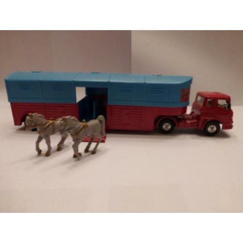 Corgi Toys 1130 Chipperfields Circus Bedford nummer 2